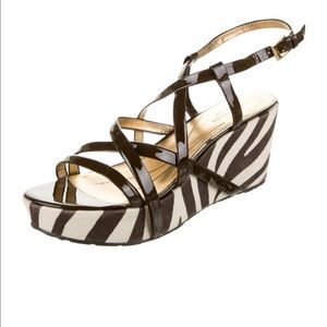 ❤️SOLD❤️Kate Spade NY patent leather ankle-strap